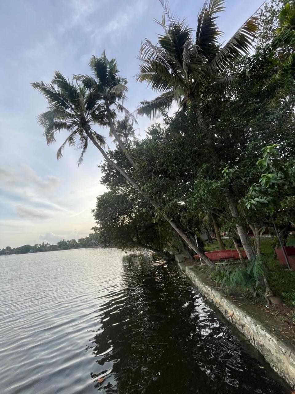 Ashtamudivillas كولاّم المظهر الخارجي الصورة